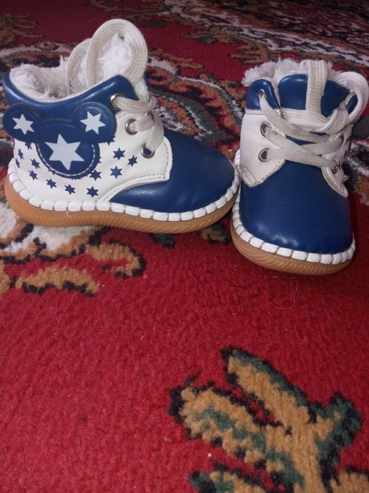 Sprzedam buciki i kombinezony