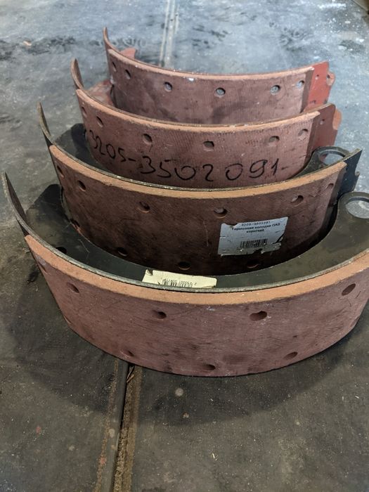 Гальмівні колодки та робочі гальмівні циліндри ПАЗ, ГАЗ