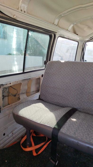 Nissan Vanete C220