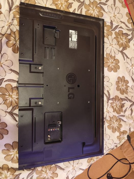 Продам плазму LG 42