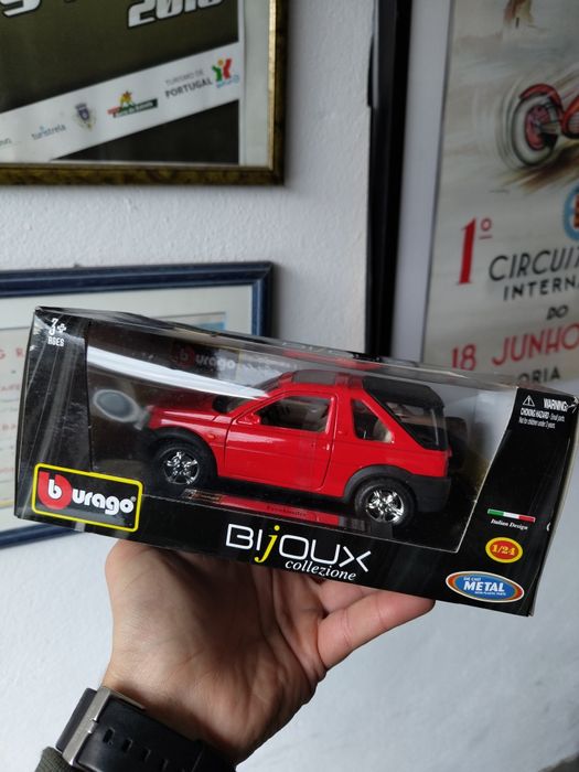 Miniatura Range Rover Freelander Bburago 1:24