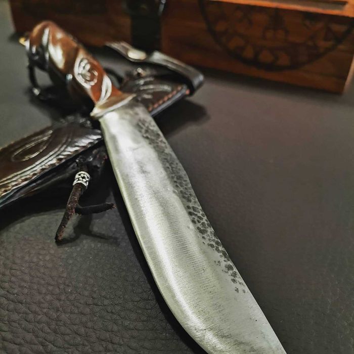 Facas de Cozinha Artesanais (feitas à mão)