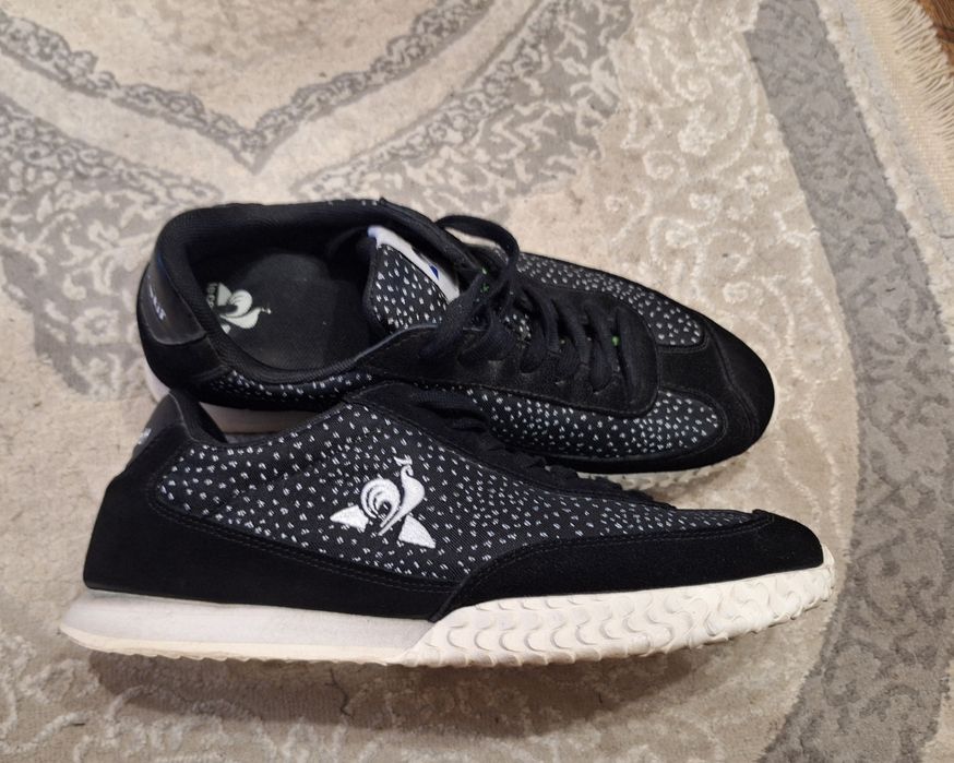 Жіночі   кросівки