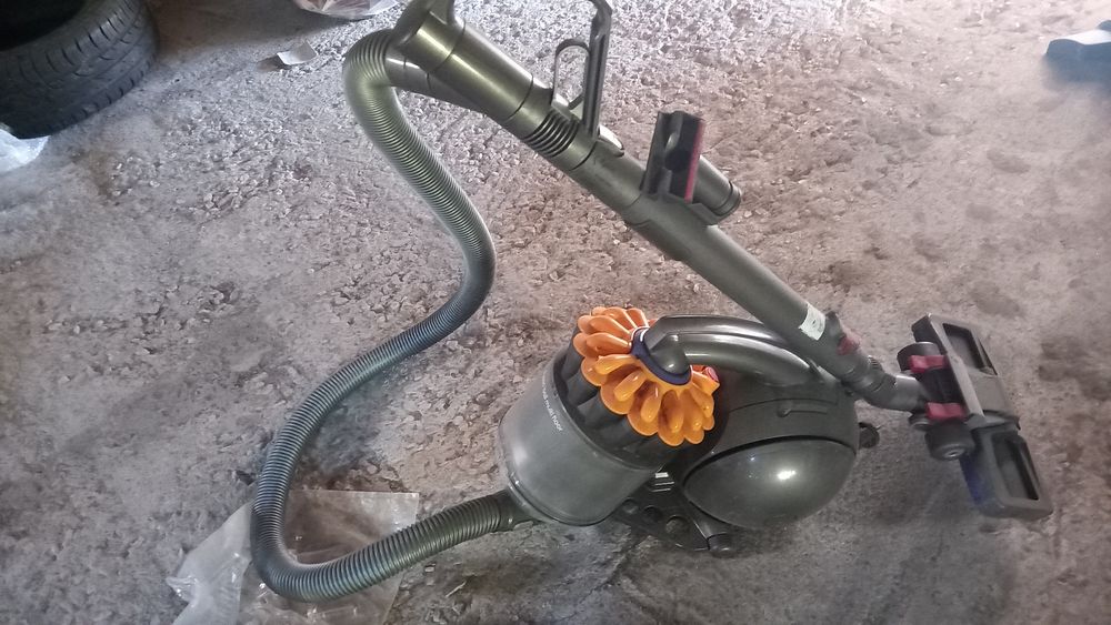 Aspirador dyson ball multi floor