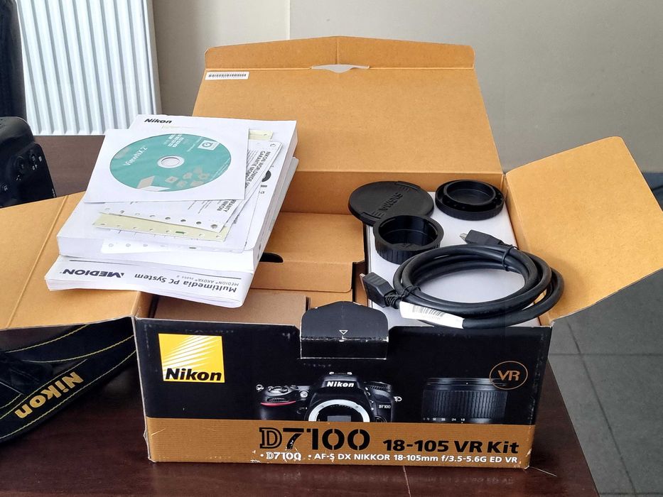 Фотоапарат Nikon D7100