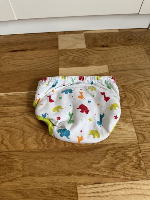 Majtki treningowe Mothercare r. 104