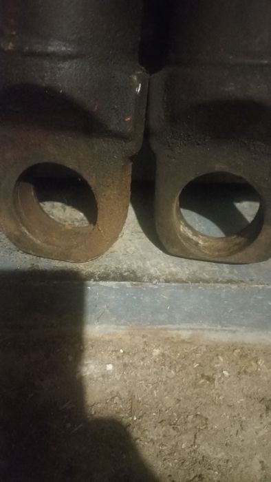 Гідоциліндри до челюстного ковша.