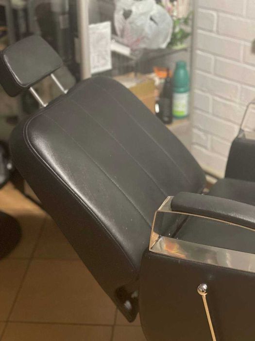 Продам крісло барбера !