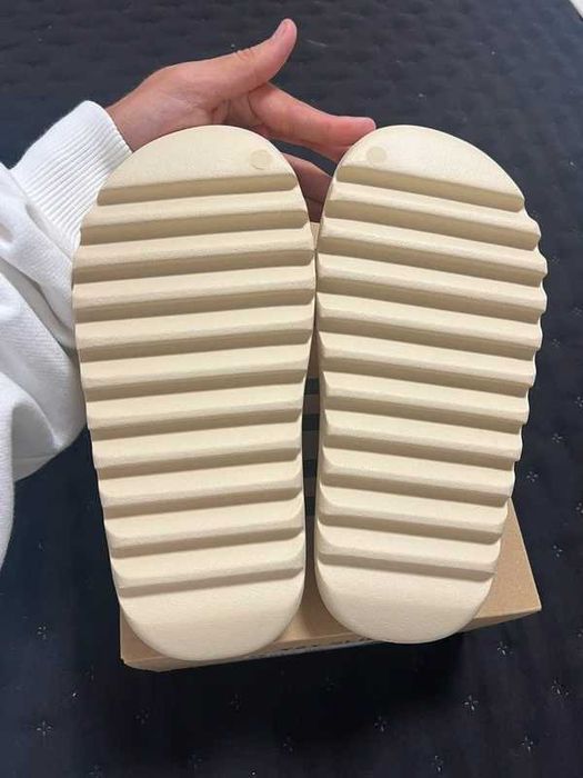 Adidas Yeezy Slide bone R.42