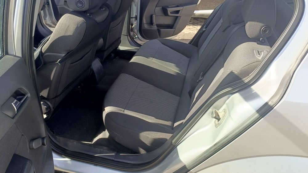 Продам легковий автомобіль Опель Астра