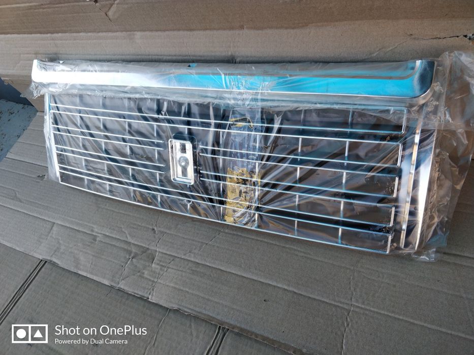 Решетка радиатора ВАЗ 2107