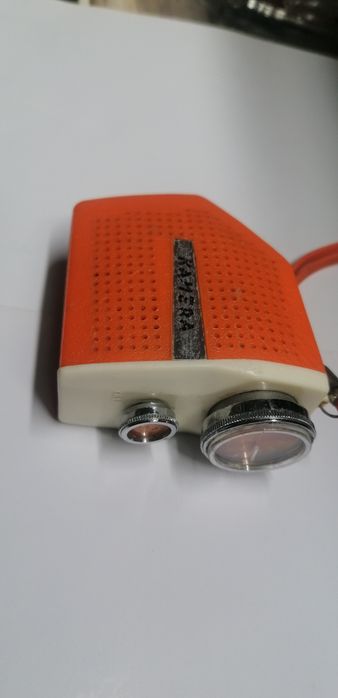 Rádio antigo Kamera forma câmara