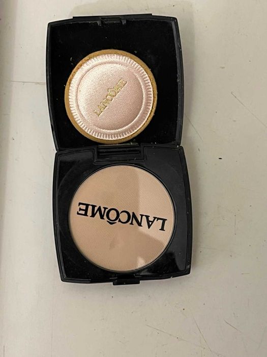 нова помада Estée Lauder