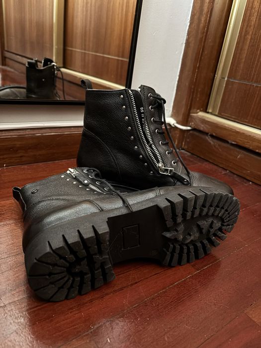 Botas pretas de pele Nunca Usadas