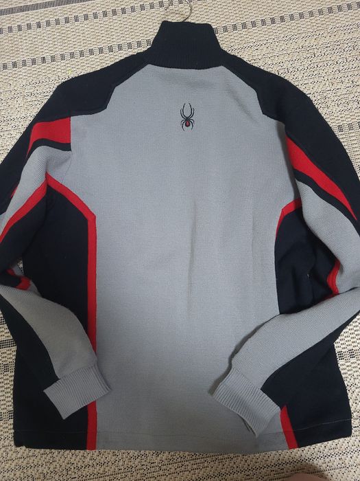 СВЕТР _КУРТКА від Spyder