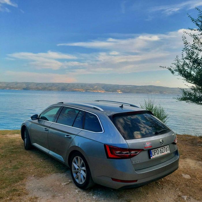 Wynajem samochodów 5-cio i 9-cio osobowych