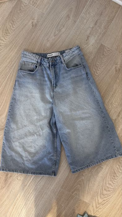 Шорти бермуди Bershka 34