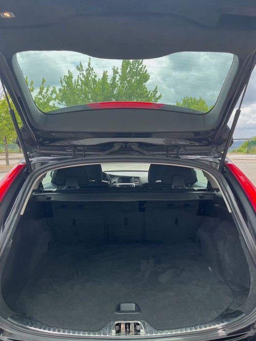 Volvo V60 D2 2.0 Momentum Auto | 2015 | 124.700 km