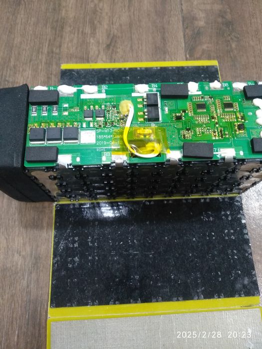 Продам акумулятор на влосіпед