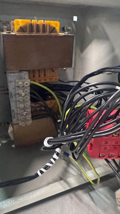 Fichas eléctricas disjuntores e outros