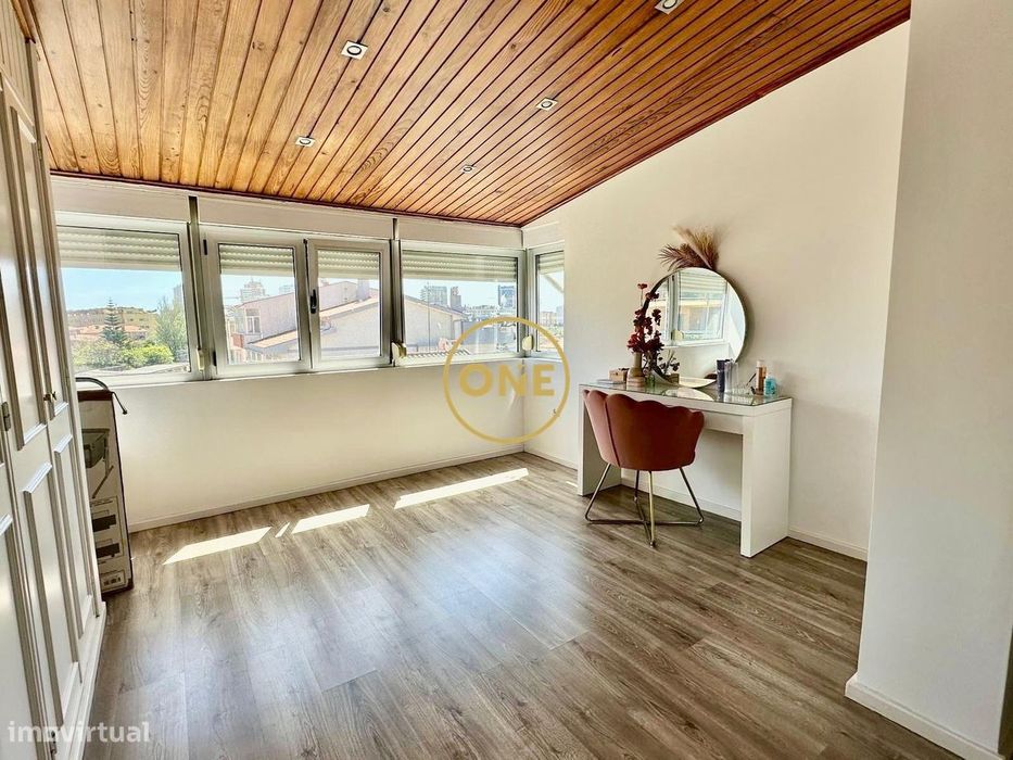 Apartamento T3 Remodelado No Centro da Póvoa de Varzim