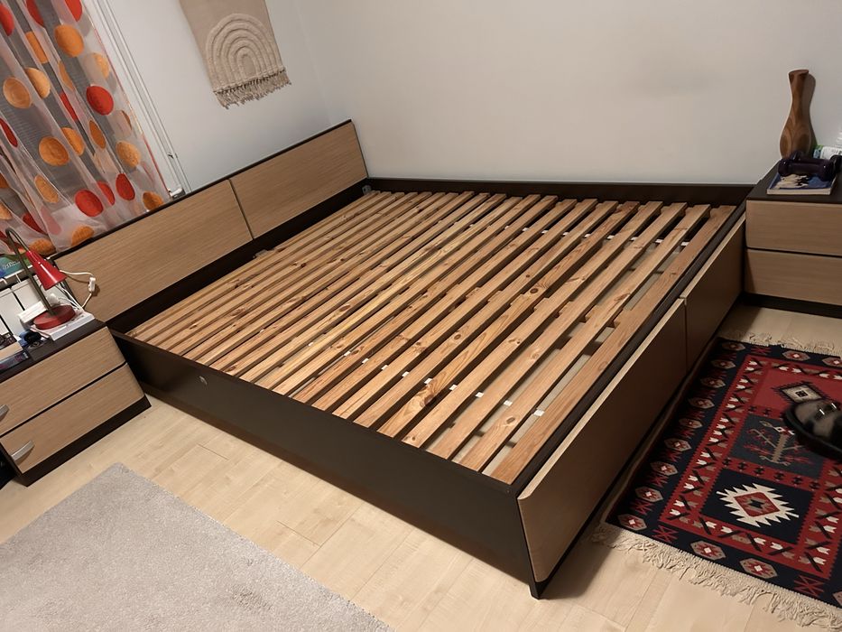 Łóżko dwuosobowe/małżeńskie