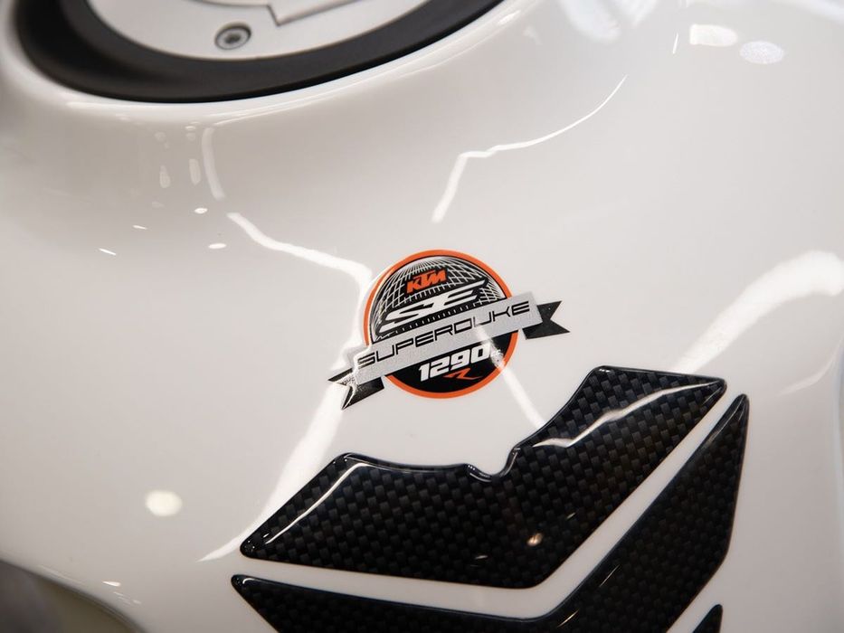 KTM Super Duke SE 1290 r de 2016 Absolutamente "Como Nova" 3314 Kms