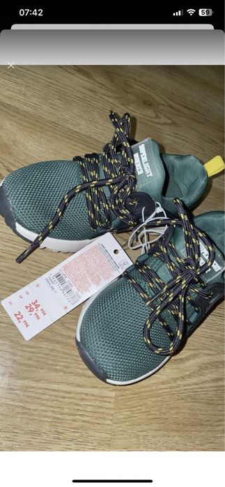 Взуття нове