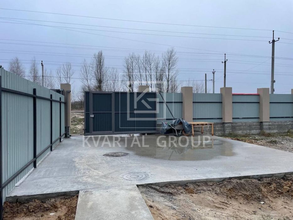 Великий будинок з терасою у Дмитрівці! Є варіант розтервінування