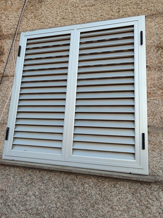 Portas e janelas de alumínio