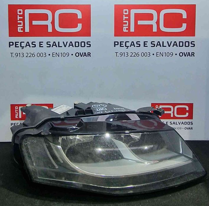 Ótica / Farol Direito 8K0941004 - AUDI A4 B8