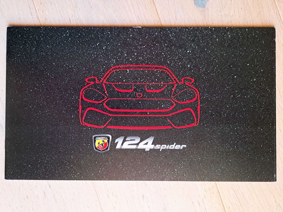 Abarth 124 Spider (FIAT 124 Spider) 2018 prospekt 26 str., stan BDB-