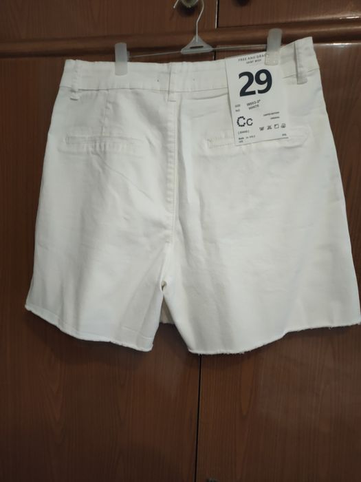 Юбка ,   шорты .