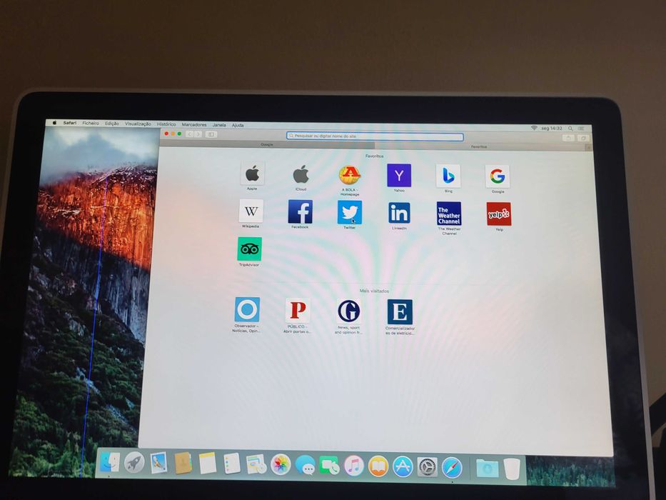 Apple iMac Desktop Computer64584392840193123