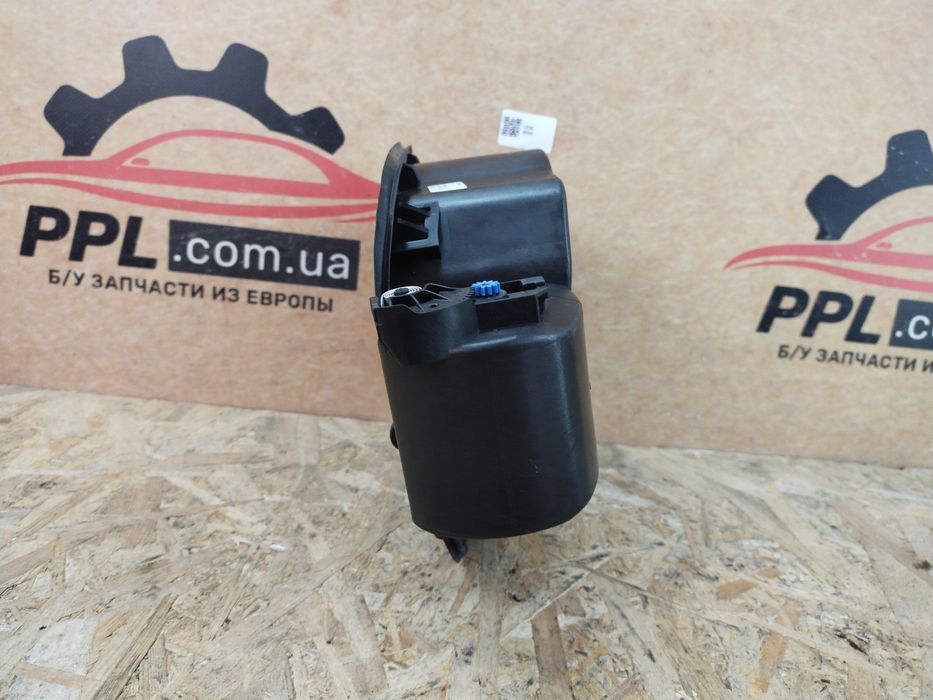 Mercedes B-Class W247 2019- корпус лючка топливного бака бензобака