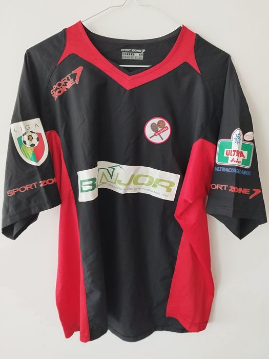 Camisolas Clubes de Futebol: Portugal - Benfica - Leixões - Partizan