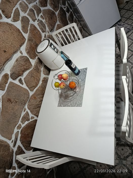 Mesa de jantar espetacular .