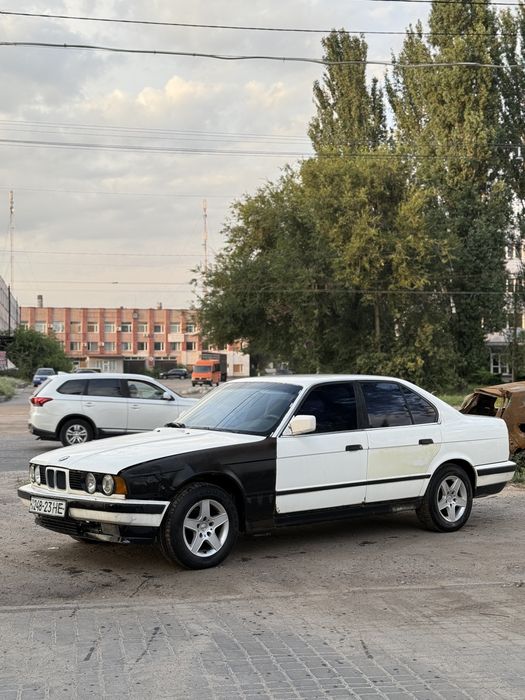 BMW E34  m50B25