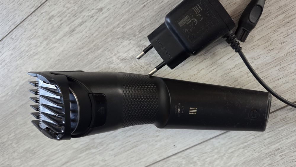 Maszynka do strzyżenia włosów PHILIPS HC3530