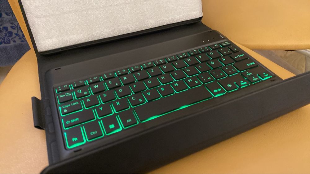 Блютуз клавиатура iPad, андроид, IOS