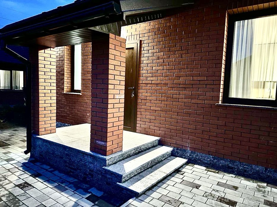 _Продаж Будинок Укомлектований