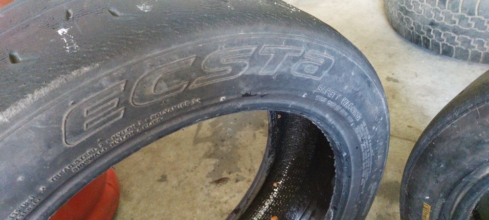 Pneus Slick Kumho 190/630R17