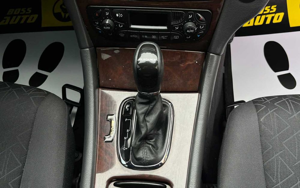 Mercedes-Benz C 200 2003