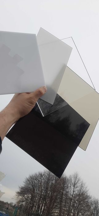 Poliwęglan lity gr od 2 do 10mm 305-700x210cm, daszki, tarasy, pergole