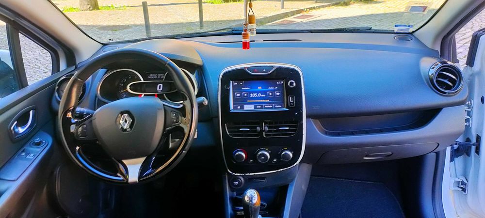 Renault Clio 1.5 DCi Sport Tourer