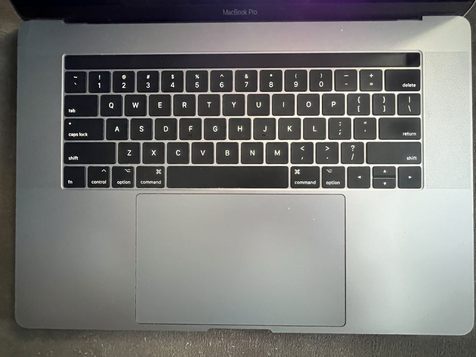 Macbook Pro 15 2017 16/512/i7 A1707