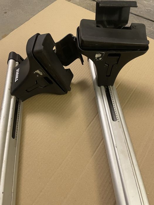 Багажник на гладкий дах Thule 750 + поперечки