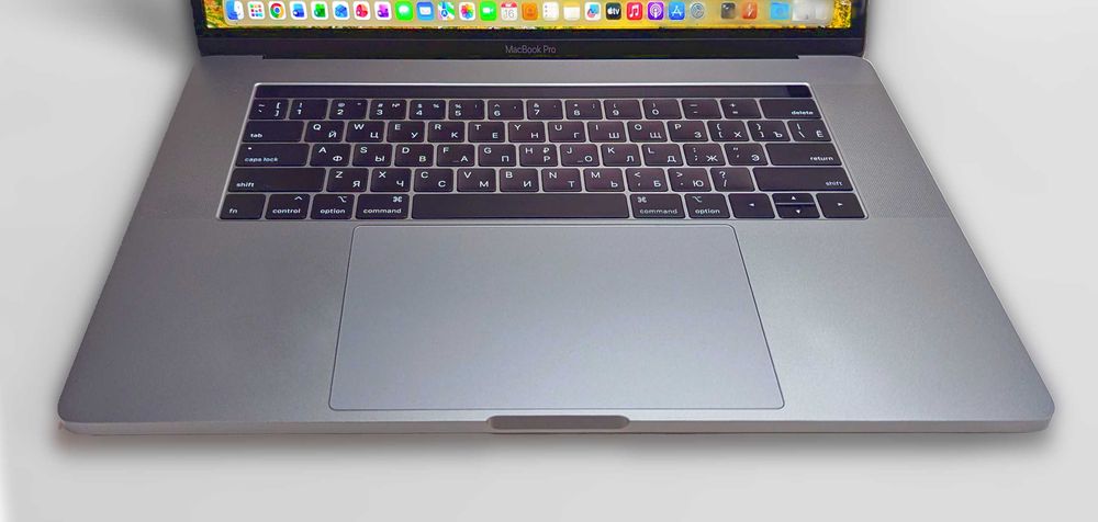 *️⃣Apple MacBook Pro A1707 i7/3.8GHz/16GB_RAM/2TB_SSD/Radeon Pro 4GB/Thunderbolt/Webcam + подарок.