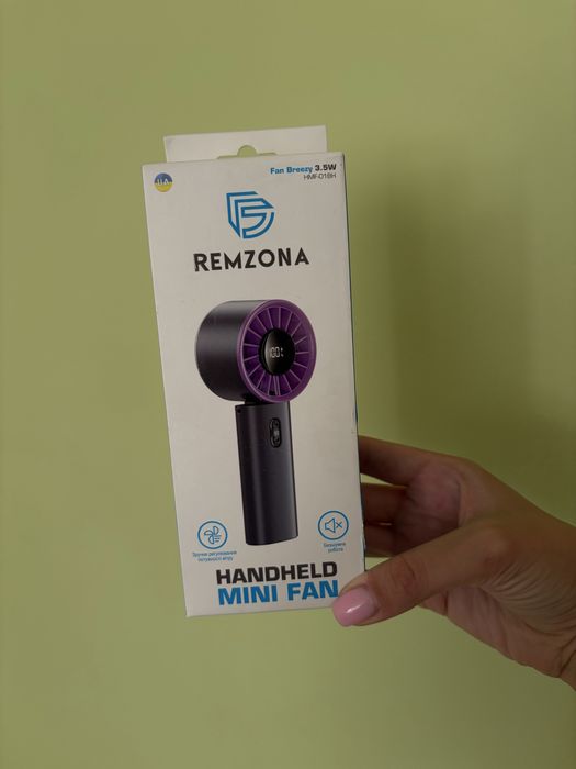 Портативний вентилятор Remzona Fan Breezy 3.5W HMF-01BK