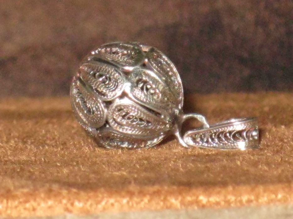 Medalha Filigrana Prata Maciça de Lei 835`/..  C/Contraste